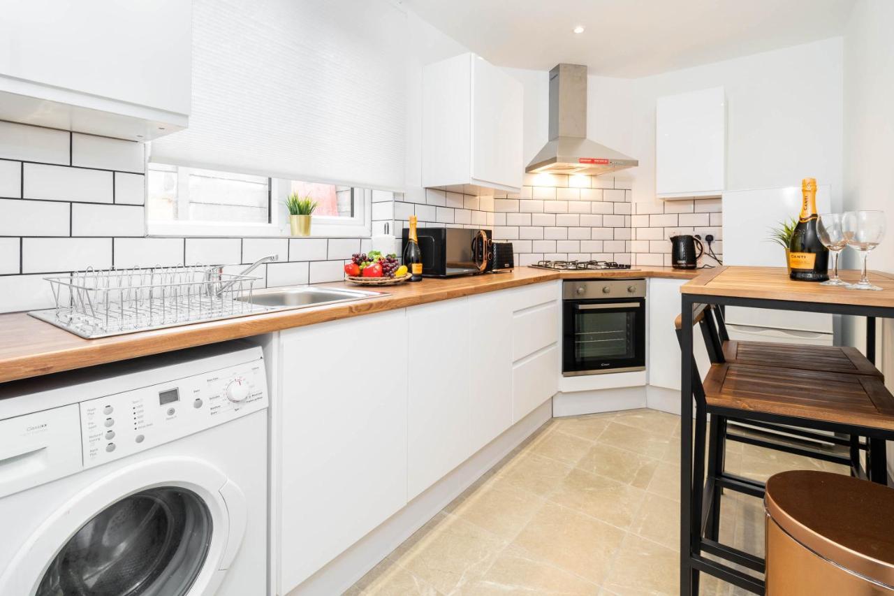 Two Bedroom Apartment - En Suites - Smart Tv'S - Wifi - Netflix - Bearwood Birmingham Zewnętrze zdjęcie