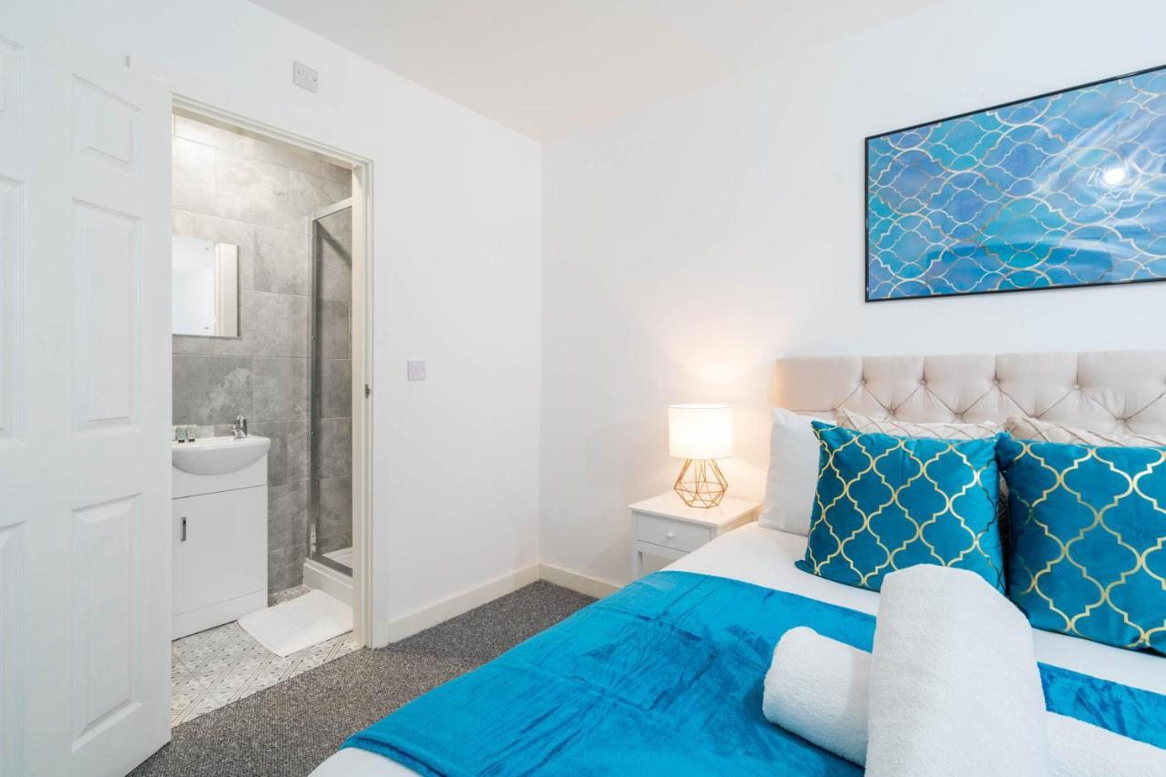 Two Bedroom Apartment - En Suites - Smart Tv'S - Wifi - Netflix - Bearwood Birmingham Zewnętrze zdjęcie